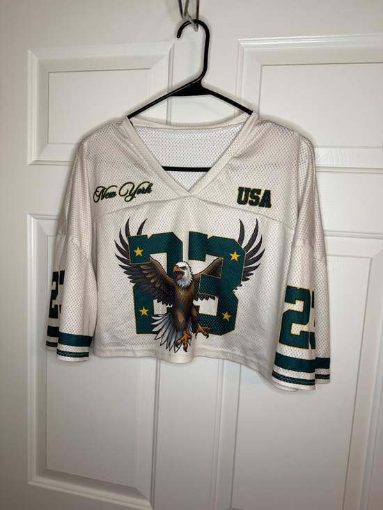 SHEIN Tops - SHEIN White Cropped Eagle Graphic Jersey Activewear Sz Large